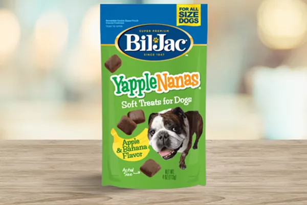 Apple and banana flavor soft dog treats